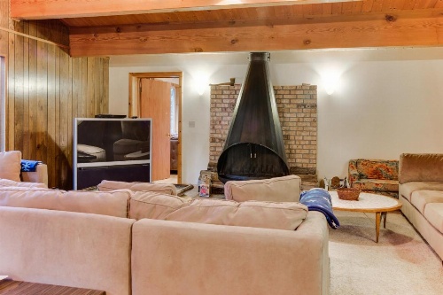 Chamberlands Cabin image 16